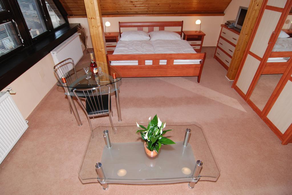 Apartmany Chodov Prag Oda fotoğraf