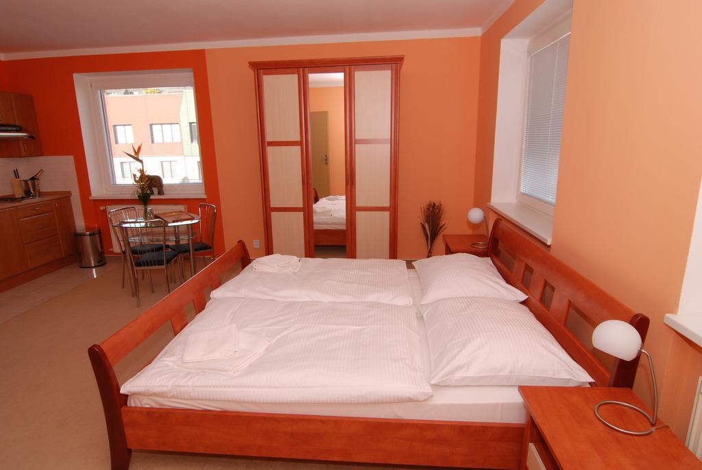 Apartmany Chodov Prag Oda fotoğraf